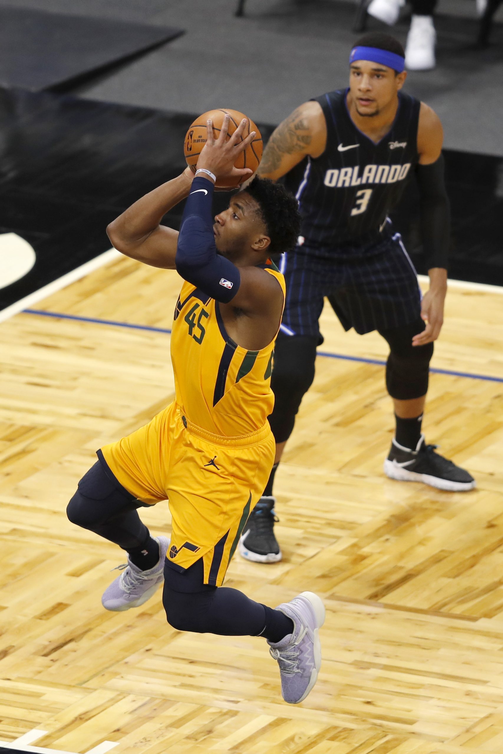 Donovan Mitchell stars as Utah Jazz return to winning ways