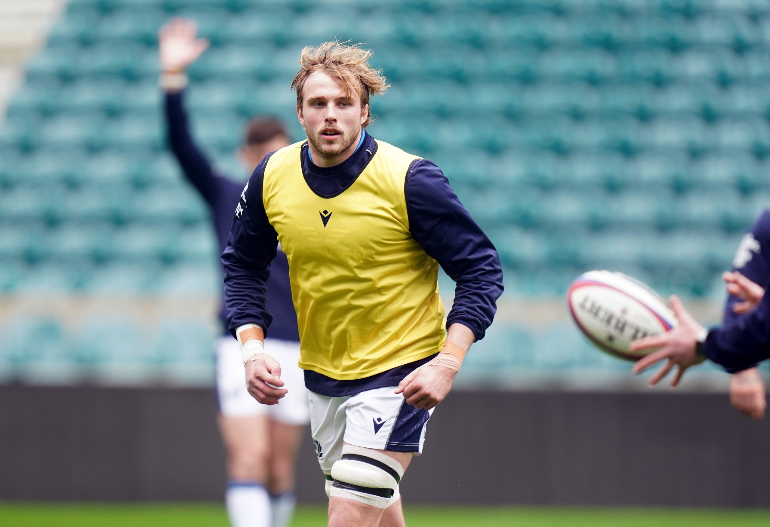 Scotland’s Jonny Gray doubtful for Rugby World Cup after dislocating knee